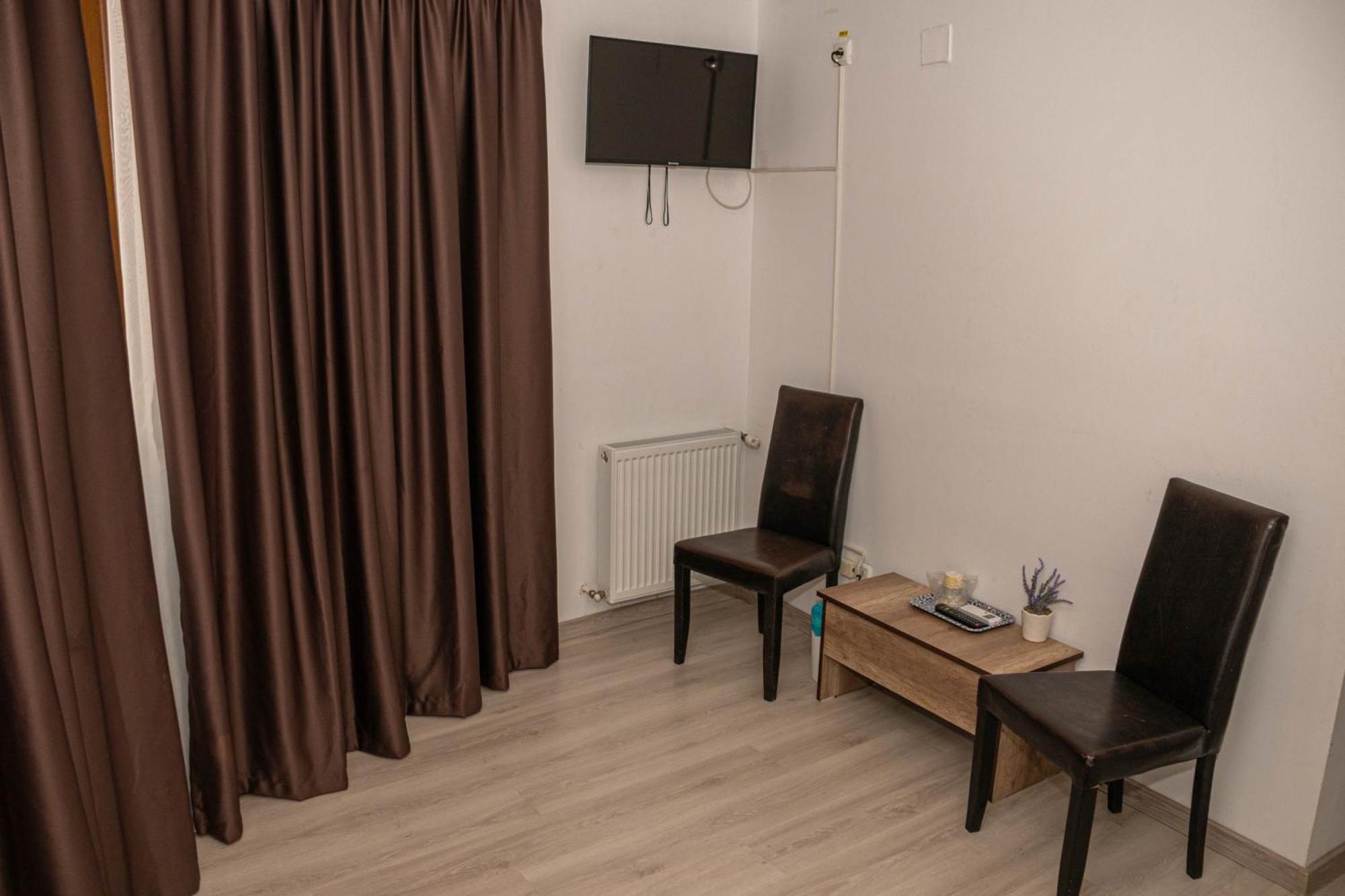 Hotel Occidental Wise Transit 3*