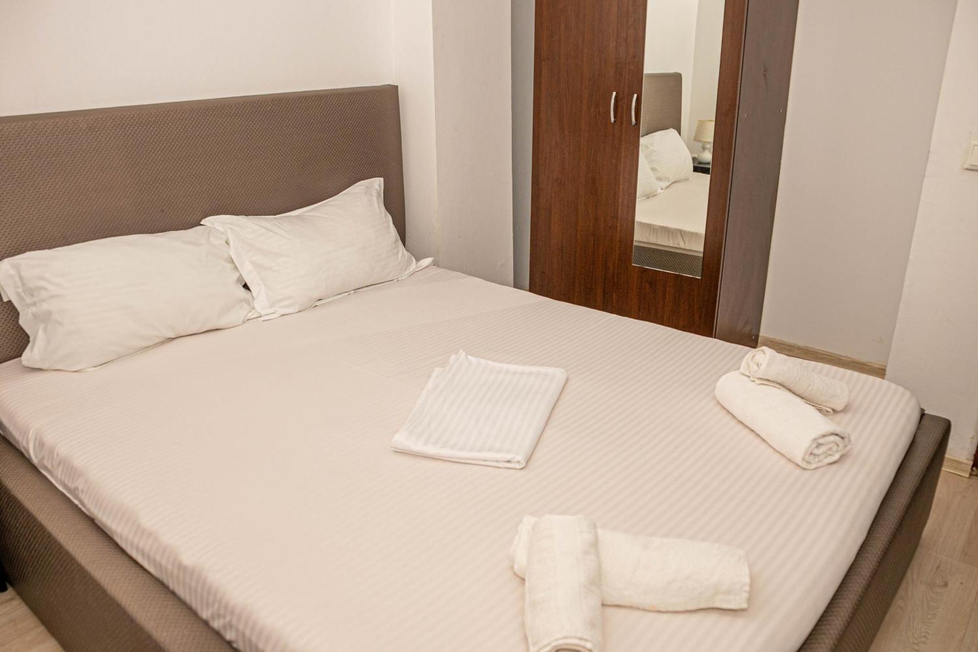 Hotel Occidental Wise Transit